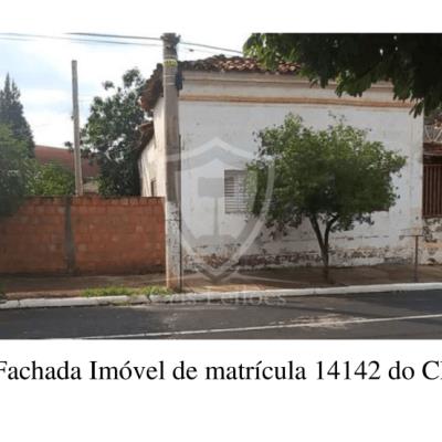 CASA c/ 184m² em Terreno c/ 637m²