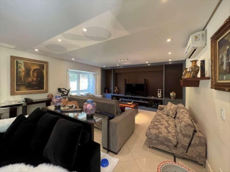 Foto ilustrativa 42 - CASA c/ 421m² – COND. SÃO PAULO II (Granja Viana)