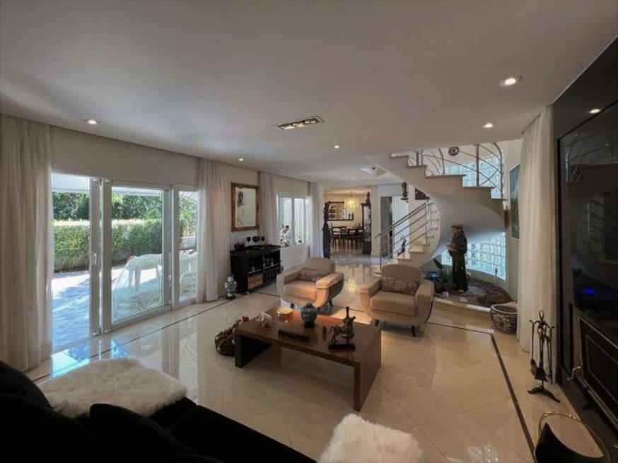 Foto ilustrativa 45 - CASA c/ 421m² – COND. SÃO PAULO II (Granja Viana)
