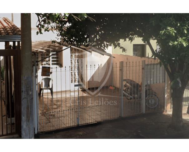 Foto de CASA c/ 128m² em Terreno c/ 88m² - S. José do Rio Preto - SP