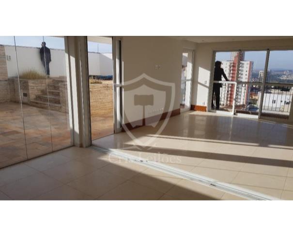 Apartamento de 269m² com ampla área privativa