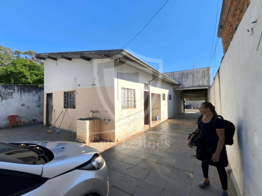 Imagem do imóvel CASA c/ 252m² em Terreno c/ 374m² - Bauru - SP CASA c/ 252m² em Terreno c/ 374m² - Bauru - SP